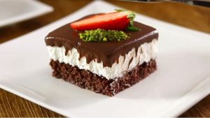 Tam Tutan Ağlayan Kek Tarifi