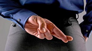 Erkeğin Yalan Söylediğini Anlama Yolları