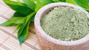 Kına nedir, faydaları nelerdir? Kına nasıl kullanılır?