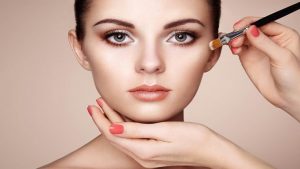 Ofisten Partiye Basit Makyaj Tüyoları