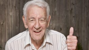 Rüyada Beyaz Saçlı Adam Görmek Nasıl Yorumlanır?