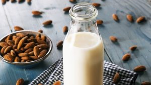 Acı Badem Sütünün Faydaları Nelerdir? 