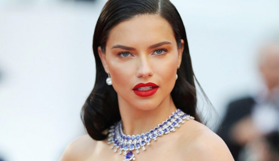 Adriana Lima Makyajı Nasıl Yapılır?