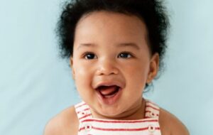 Çocuklarda Dil Bağı Nedenleri, Belirtileri ve Tedavisi